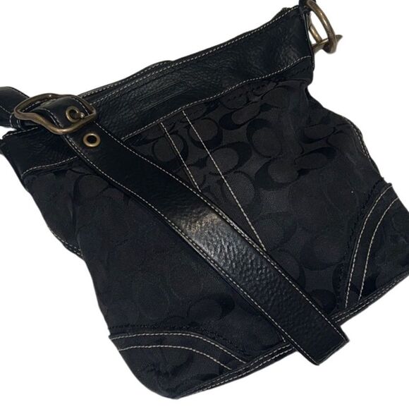 Coach Black Signature C Convertible Brass Hardware Strap Leather Bag 10402 - Picture 1 of 12